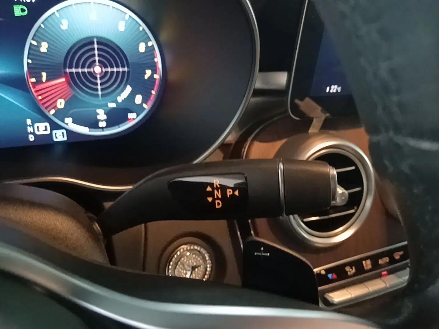 Mercedes-Benz GLC 2021 GLC 300 L 4MATIC Dynamic Model — миниатюра 21