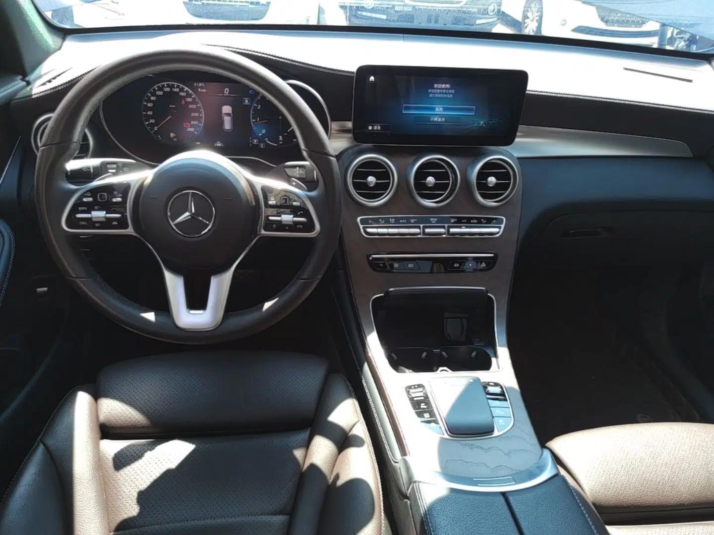 Mercedes-Benz GLC 2022 GLC 300 L 4MATIC Luxury Model — миниатюра 12