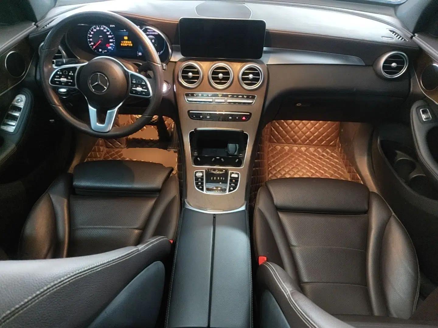 Mercedes-Benz GLC 2022 Second Facelift GLC 260 L 4MATIC Luxury Edition — миниатюра 12