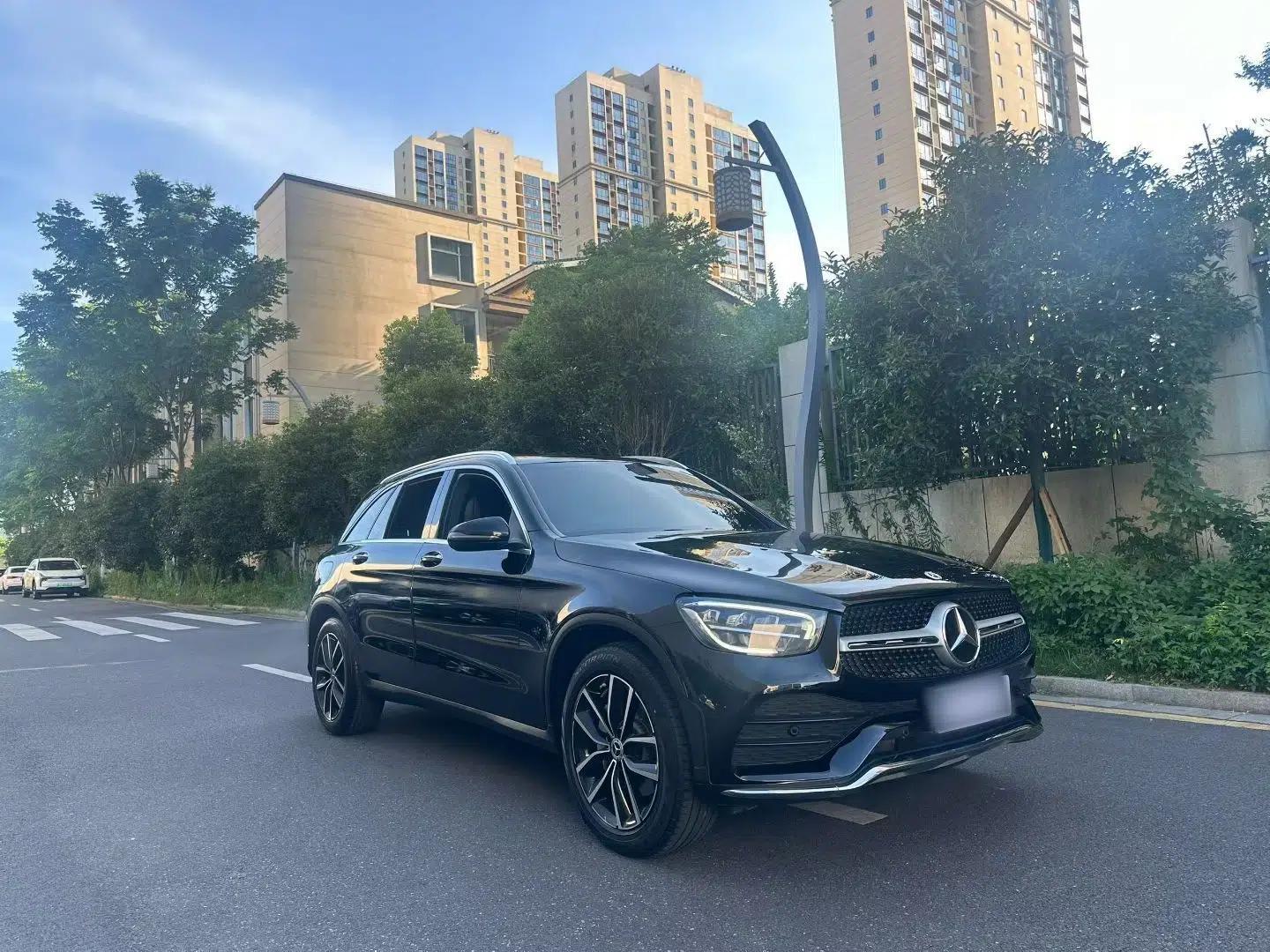 Mercedes-Benz GLC 2022 Facelift GLC 260 L 4MATIC Luxury Edition — миниатюра 3