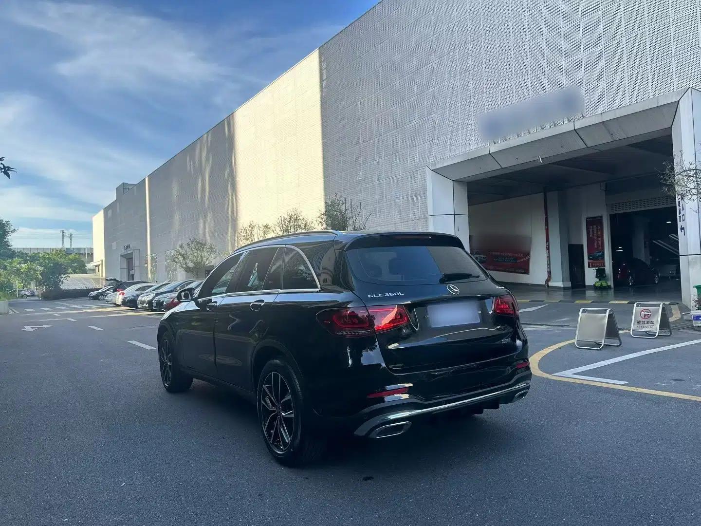 Mercedes-Benz GLC 2022 Facelift GLC 260 L 4MATIC Luxury Edition — миниатюра 4
