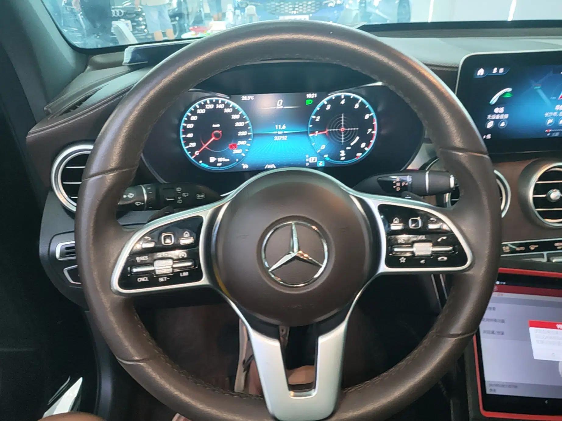 Mercedes-Benz GLC 2020 Facelift GLC 300 L 4MATIC Dynamic Edition — миниатюра 13