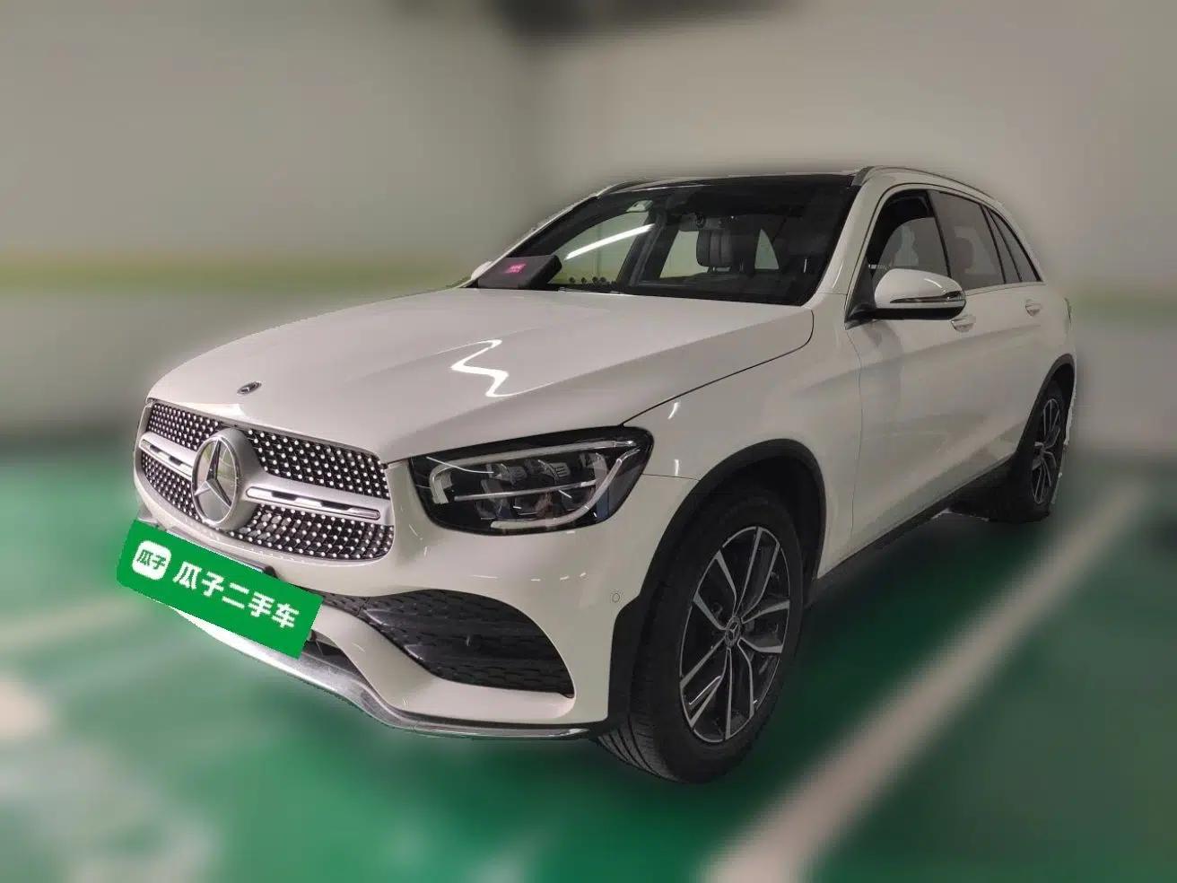 Mercedes-Benz GLC 2021 GLC 260 L 4MATIC Luxury Model — миниатюра 1