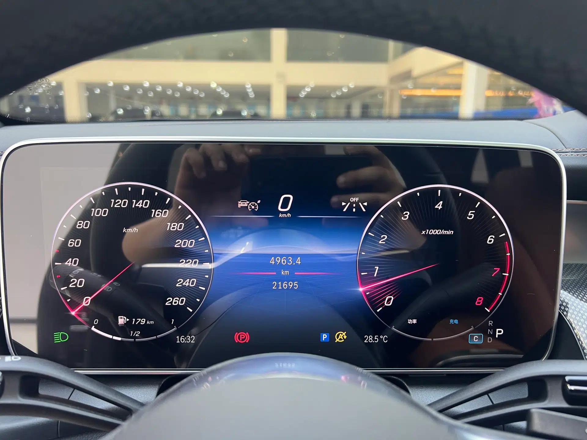 Mercedes-Benz GLC 2024 GLC 260 L 4MATIC Dynamic Edition 5-seater — миниатюра 9