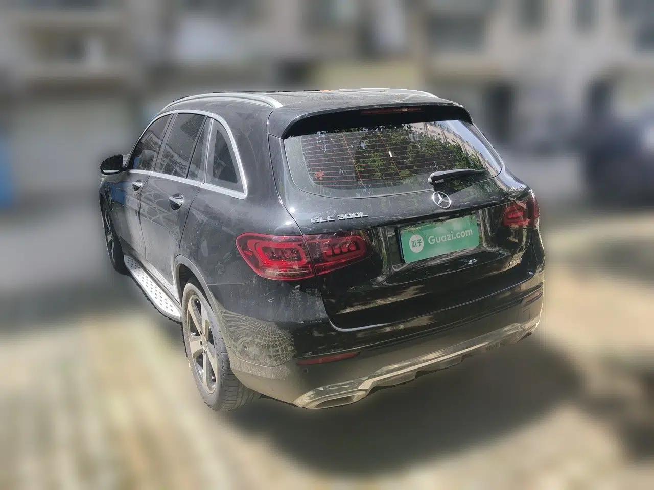 Mercedes-Benz GLC 2022 Refreshed GLC 260 L 4MATIC Dynamic Edition — миниатюра 4