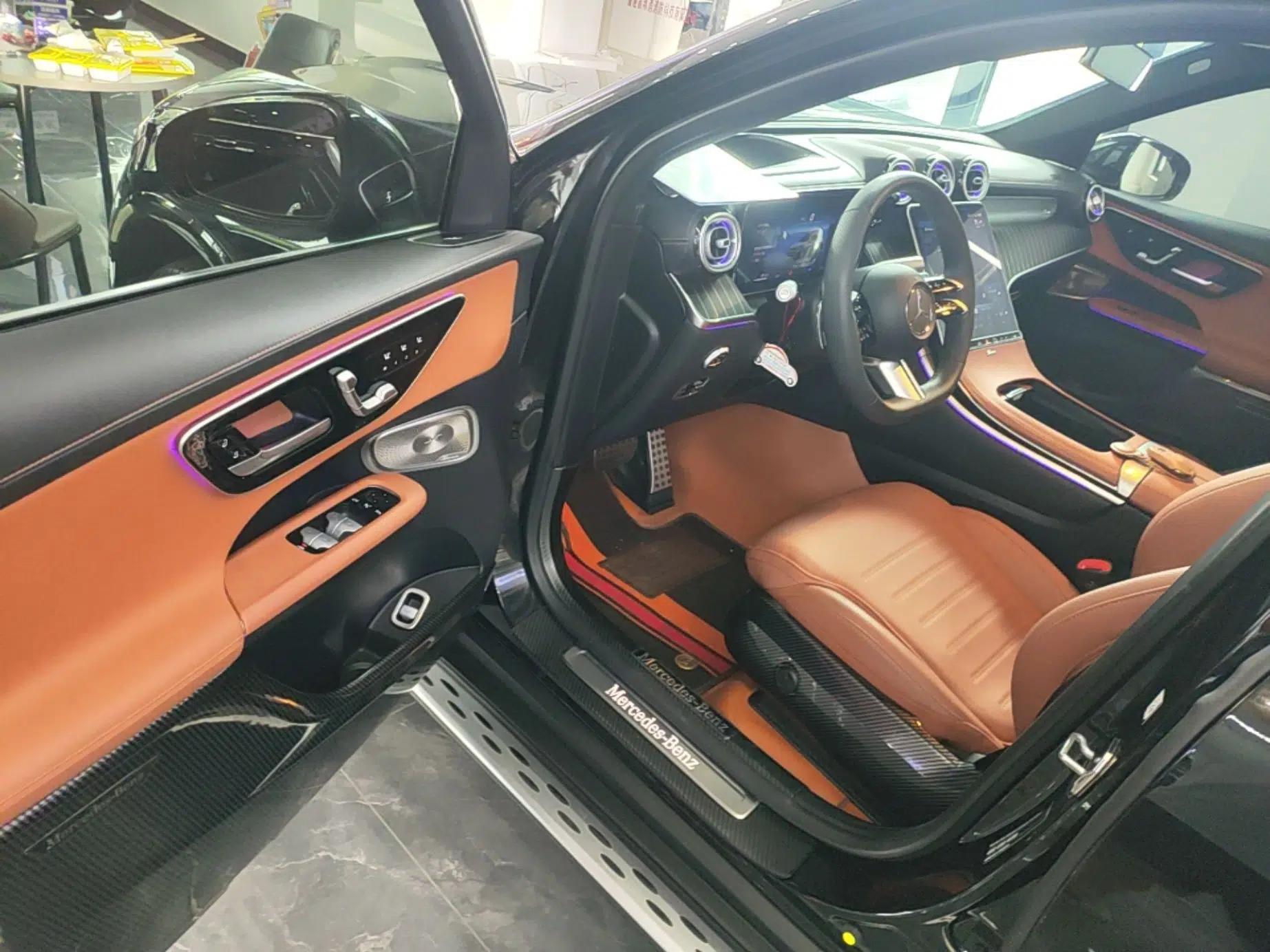 Mercedes-Benz GLC 2023 Refreshed GLC 300 L 4MATIC Luxury Version 7 Seats — миниатюра 18