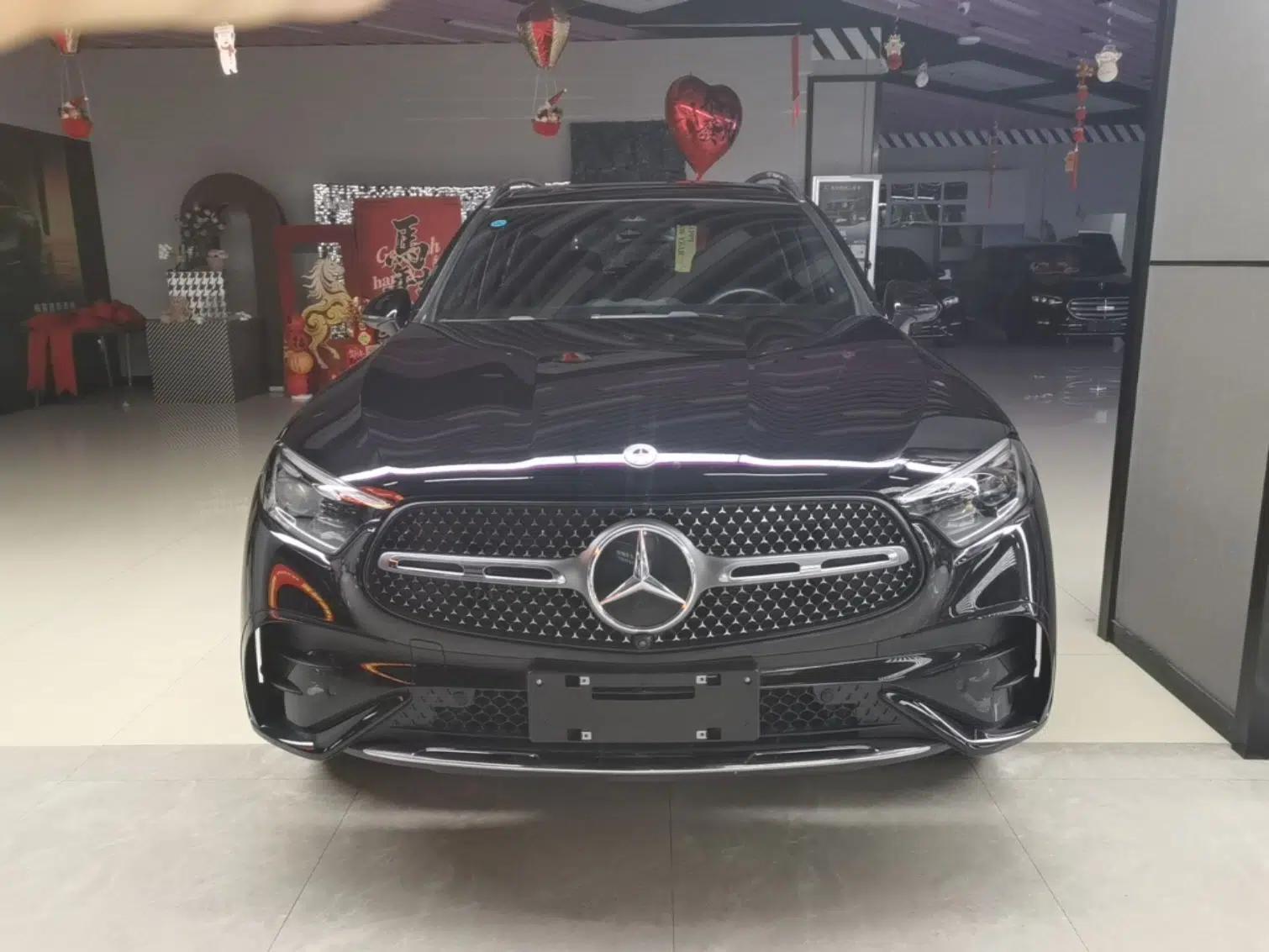Mercedes-Benz GLC 2024 GLC 300 L 4MATIC Luxury Model 7 Seats — миниатюра 2