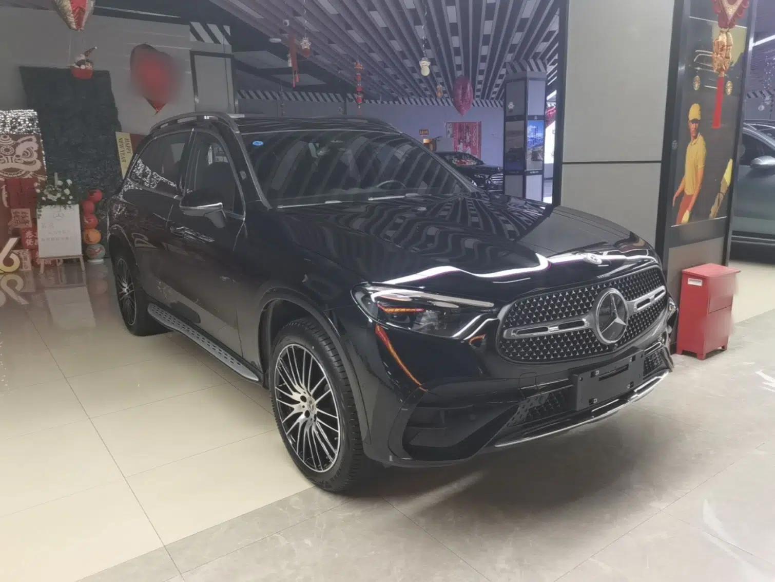 Mercedes-Benz GLC 2024 GLC 300 L 4MATIC Luxury Model 7 Seats — миниатюра 12