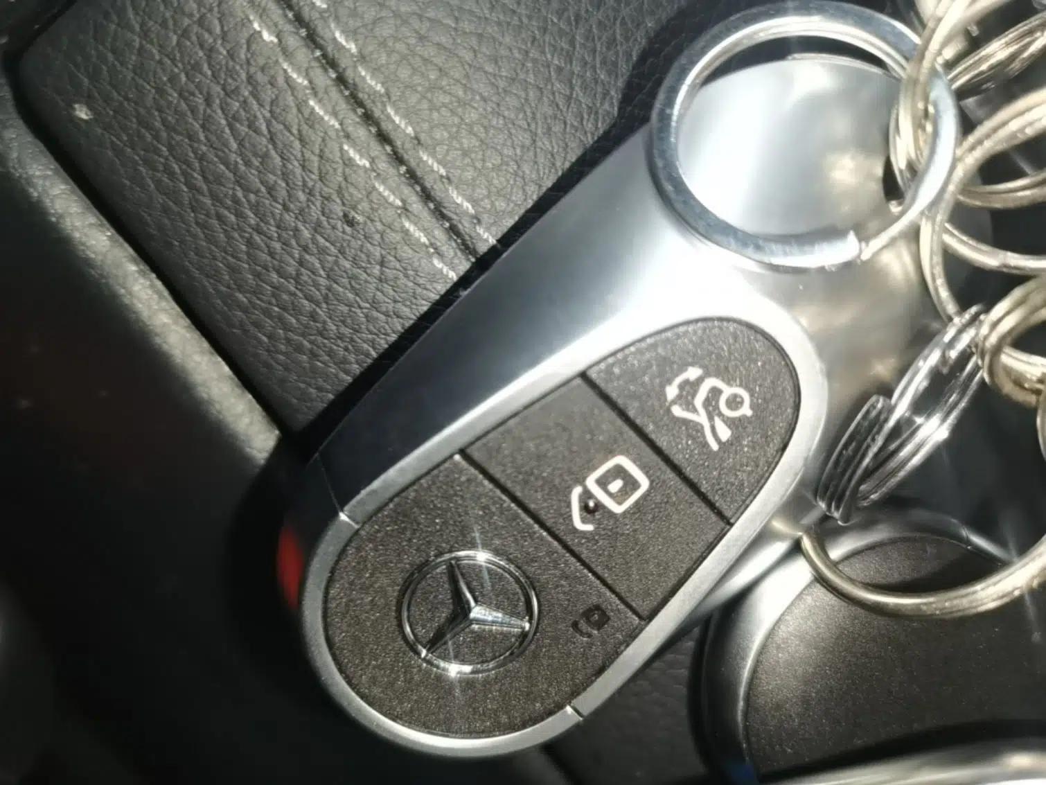 Mercedes-Benz GLC 2024 GLC 300 L 4MATIC Luxury Model 7 Seats — миниатюра 28