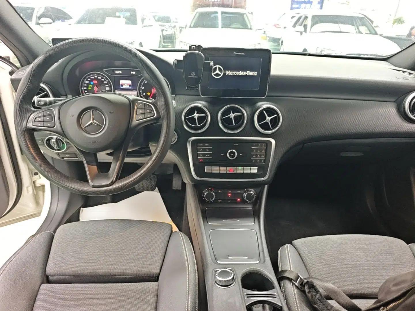 Mercedes-Benz A-Class 2016 A 180 — миниатюра 12
