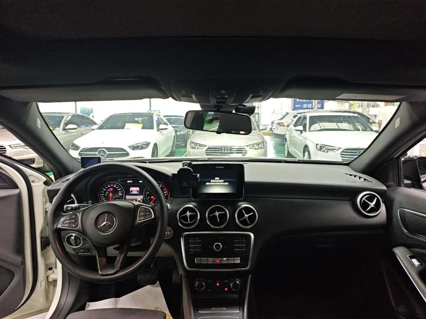 Mercedes-Benz A-Class 2016 A 180 — миниатюра 21