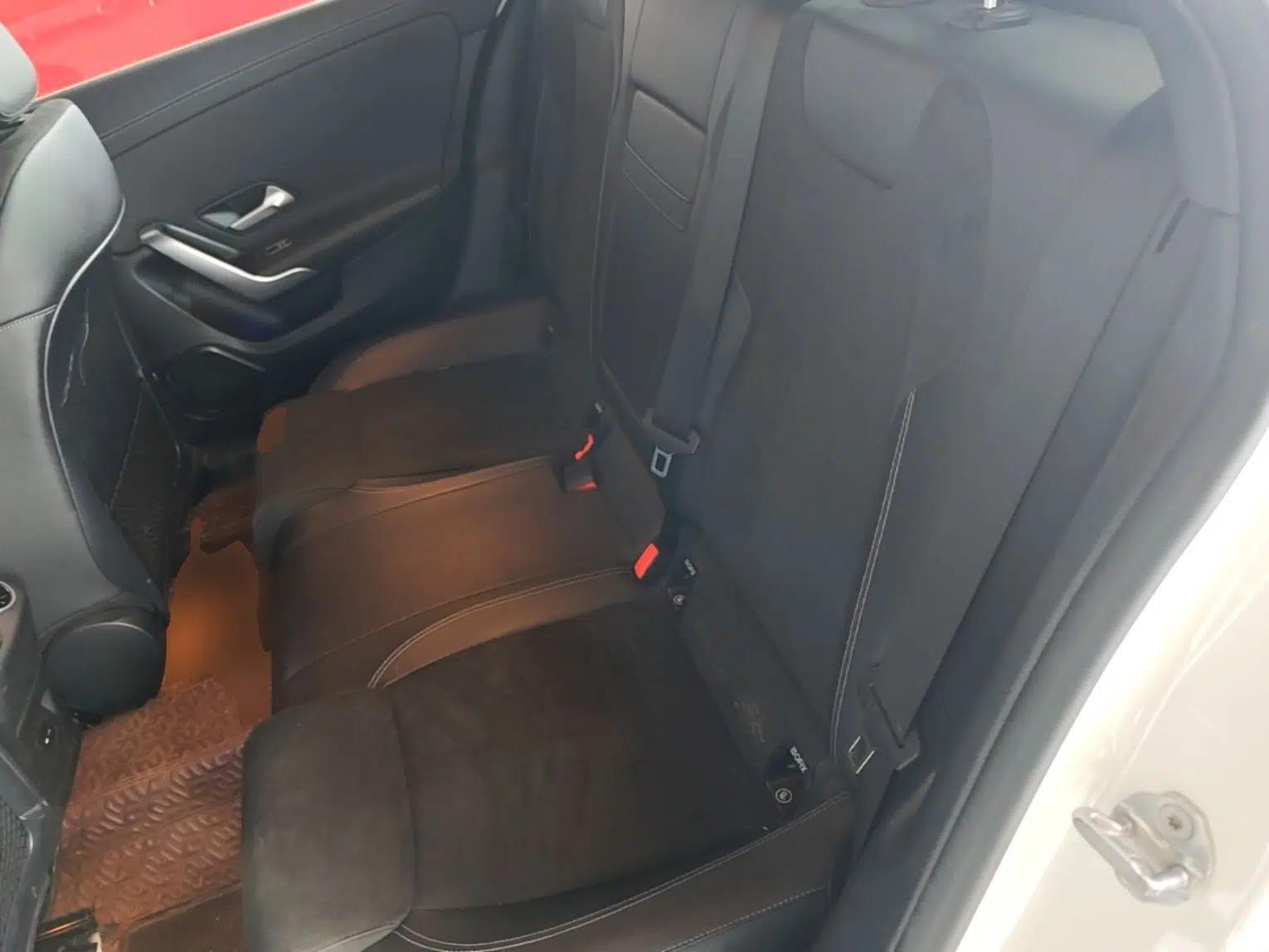 Mercedes-Benz A-Class 2020 Restyled A 200 L Sport Sedan Fashion Version — миниатюра 20