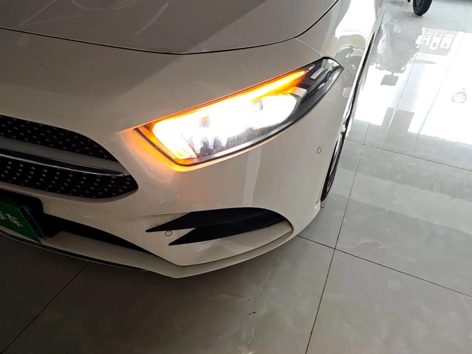 Mercedes-Benz A-Class 2020 Restyled A 200 L Sport Sedan Fashion Version — миниатюра 8