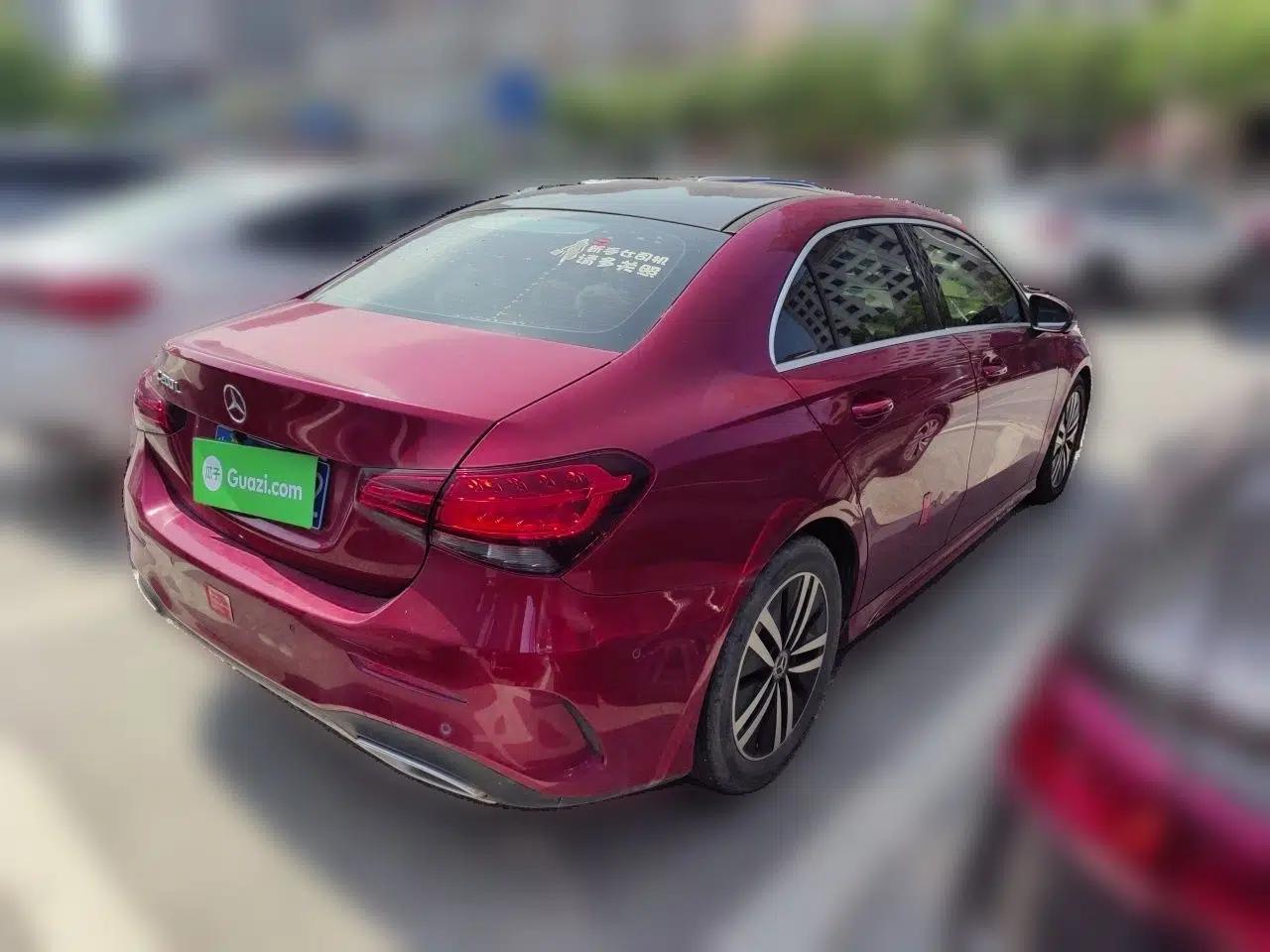 Mercedes-Benz A-Class 2019 Restyled A 180 L Sport Sedan — миниатюра 6
