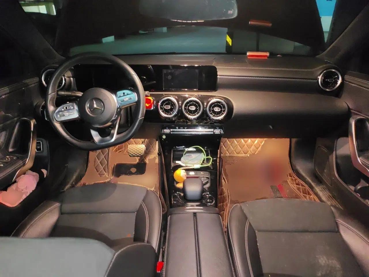 Mercedes-Benz A-Class 2019 Restyled A 180 L Sport Sedan — миниатюра 9