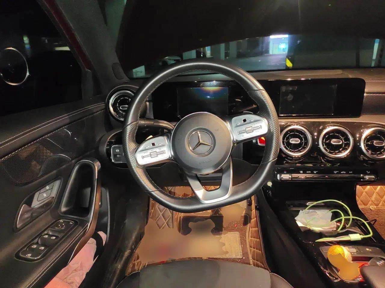 Mercedes-Benz A-Class 2019 Restyled A 180 L Sport Sedan — миниатюра 10