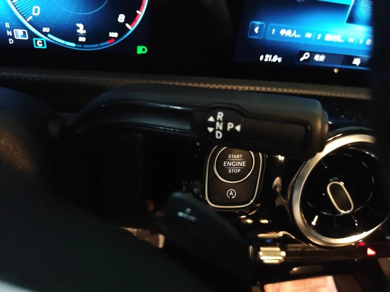 Mercedes-Benz A-Class 2022 A 180 L Sport Sedan — миниатюра 14