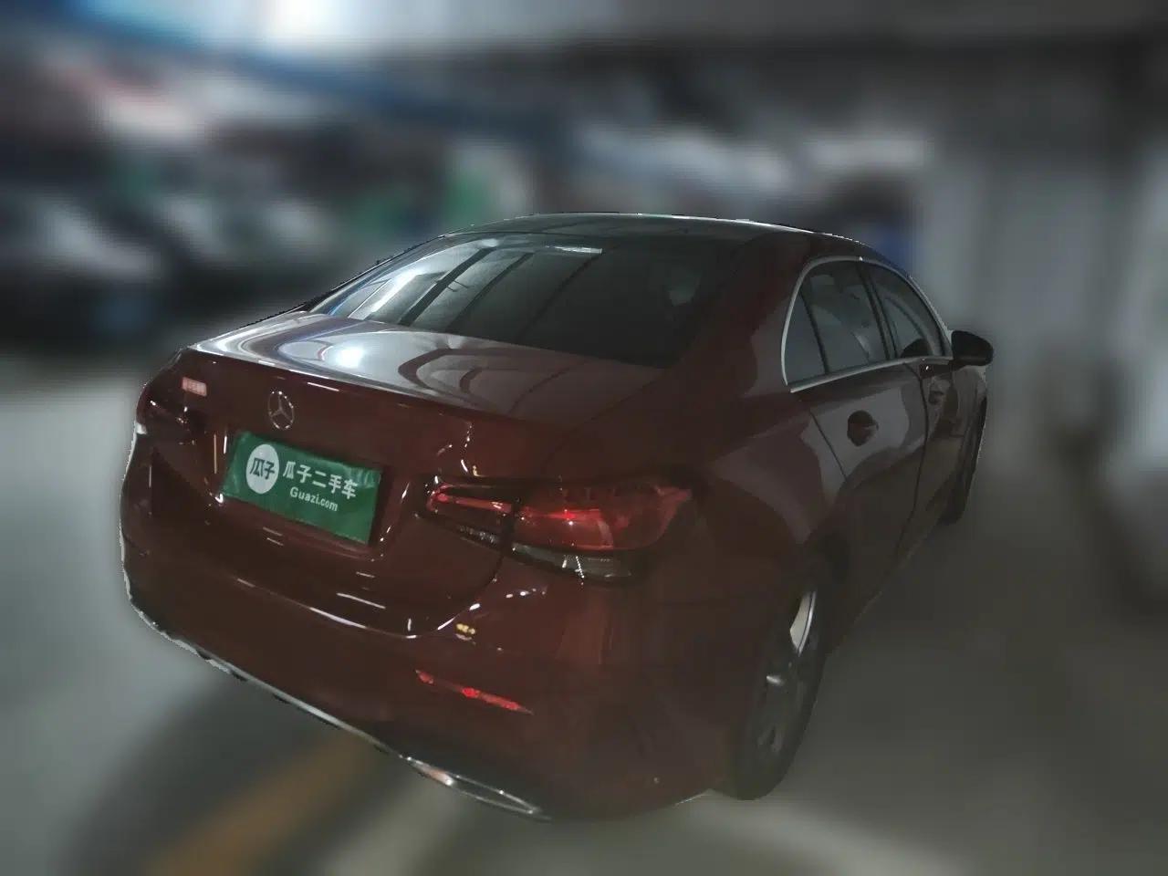 Mercedes-Benz A-Class 2022 A 180 L Sport Sedan — миниатюра 6
