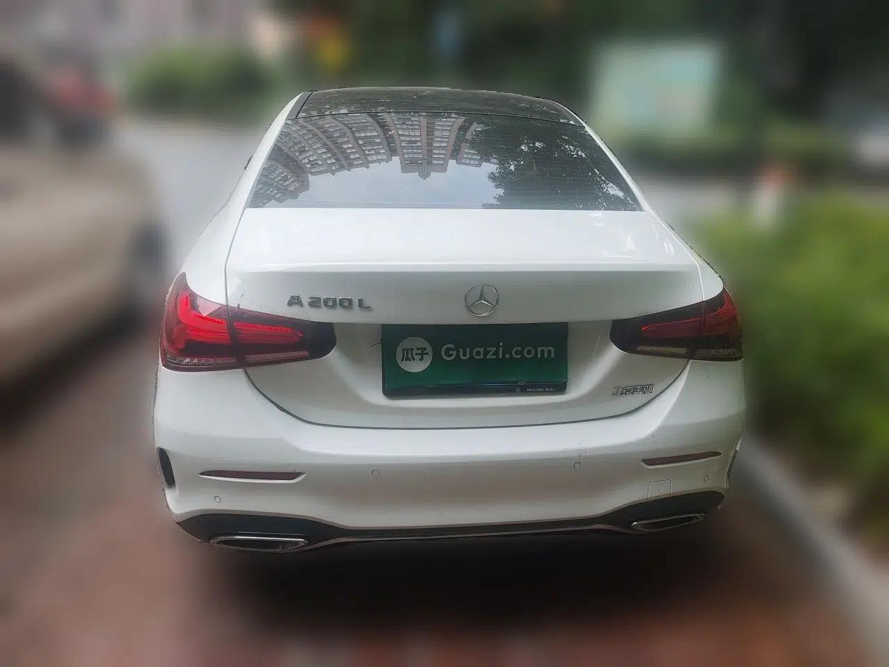 Mercedes-Benz A-Class 2022 Revised Version A 200 L Sport Sedan Fashionable Style — миниатюра 5