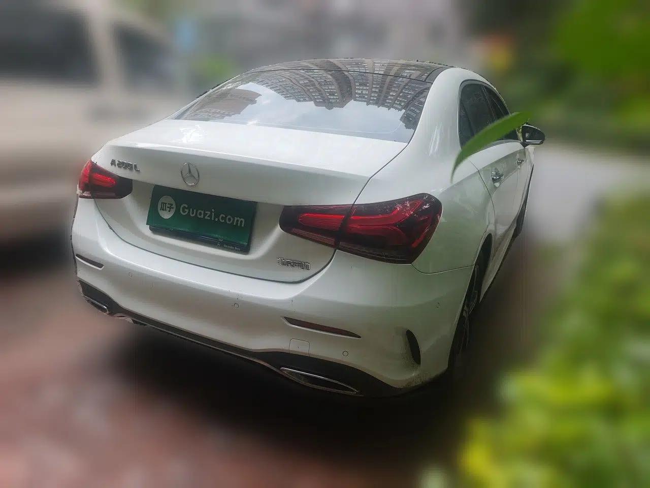 Mercedes-Benz A-Class 2022 Revised Version A 200 L Sport Sedan Fashionable Style — миниатюра 6