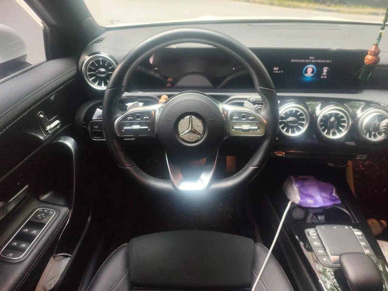 Mercedes-Benz A-Class 2022 Revised Version A 200 L Sport Sedan Fashionable Style — миниатюра 10