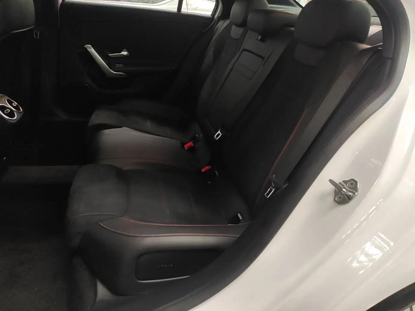 Mercedes-Benz A-Class 2023 A 200 L Fashion Model — миниатюра 25