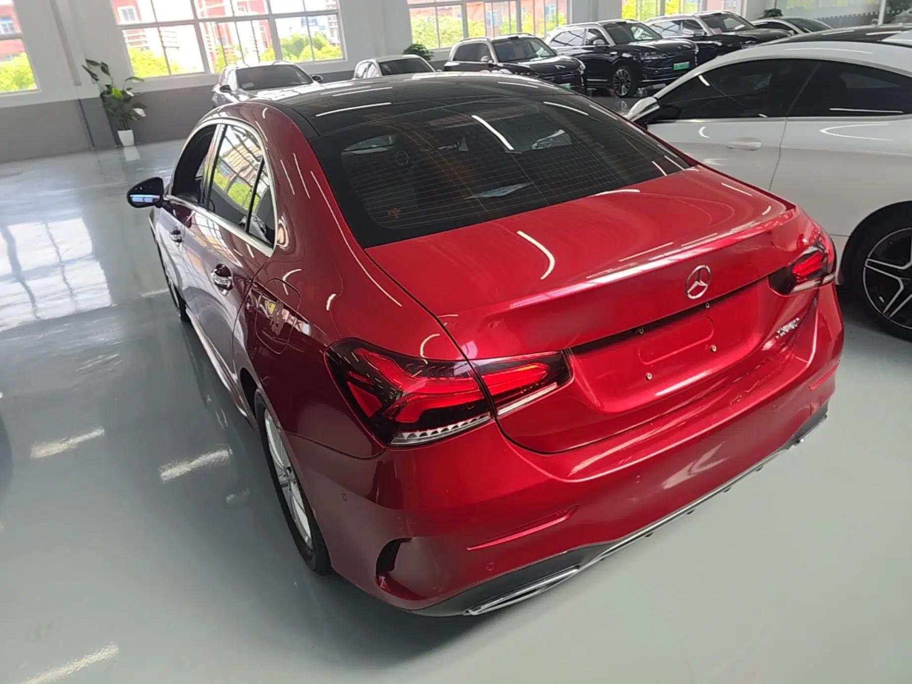 Mercedes-Benz A-Class 2021 A 200 L Sport Sedan Fashion Model — миниатюра 4