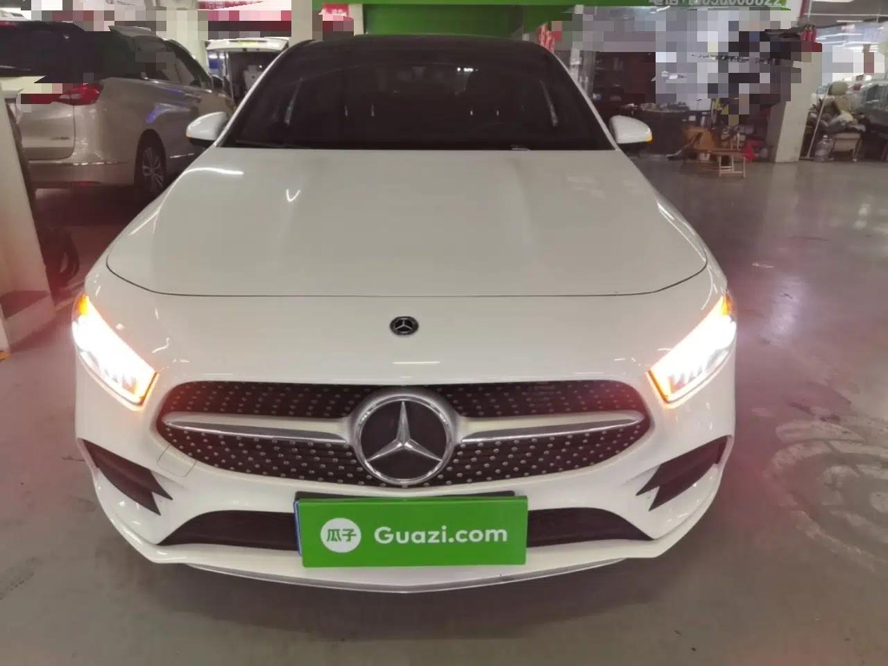 Mercedes-Benz A-Class 2022 Restyled A 200 L Sport Sedan Dynamic Version — миниатюра 2