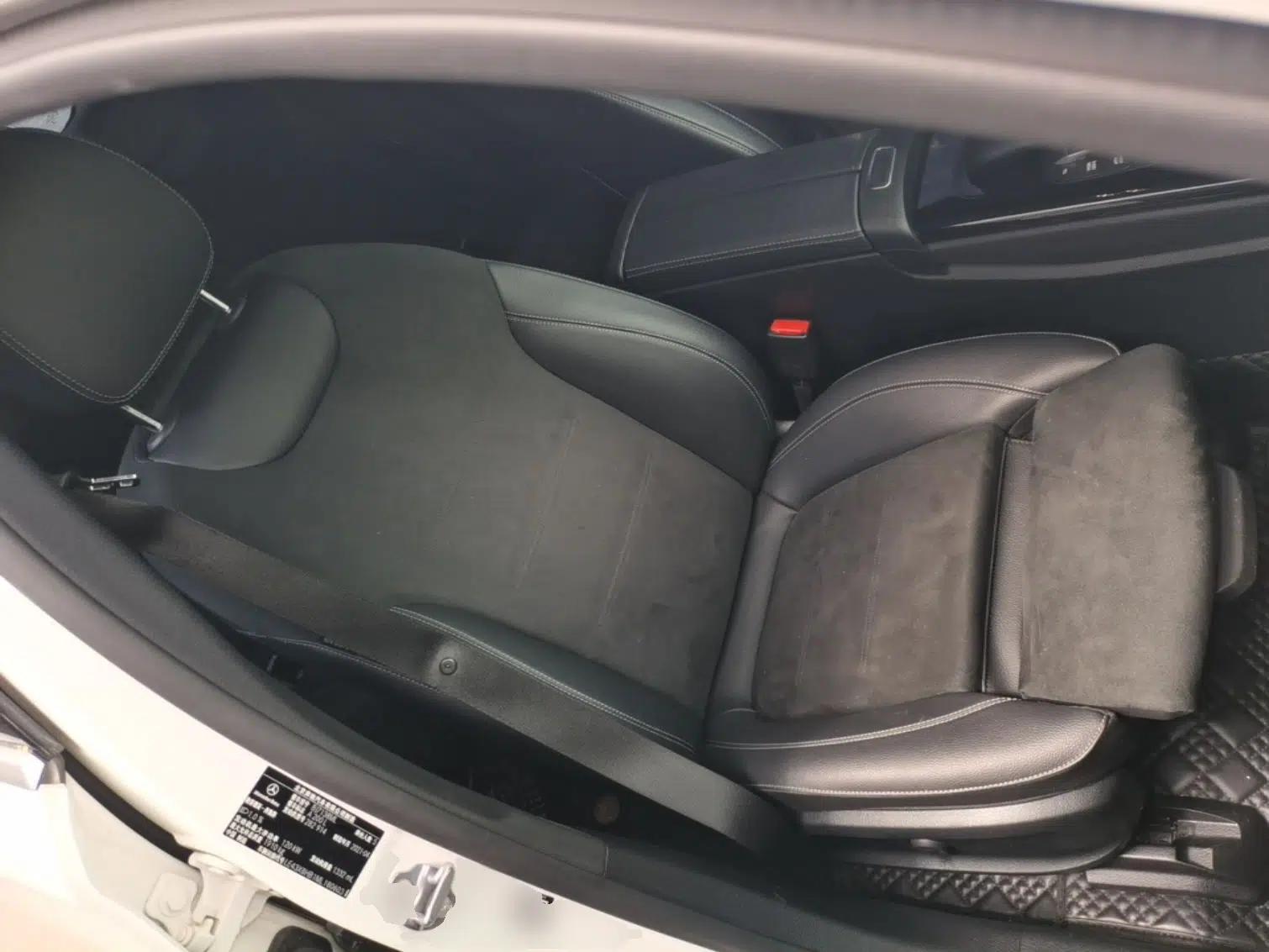 Mercedes-Benz A-Class 2021 A 200 L Sport Sedan Fashion Model — миниатюра 19