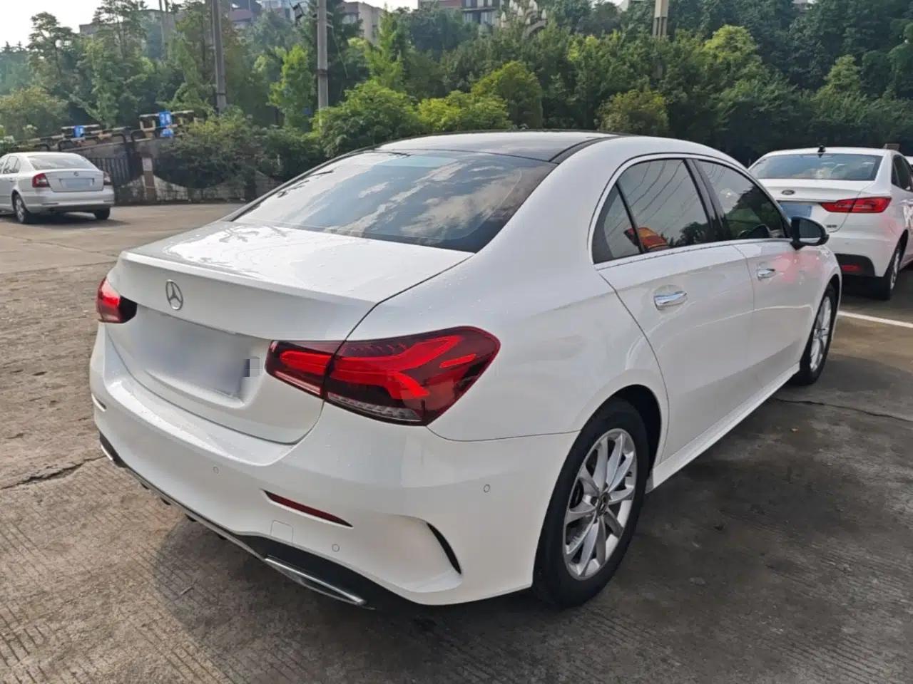 Mercedes-Benz A-Class 2020 Restyled A 200 L Sport Sedan Fashion Version — миниатюра 6