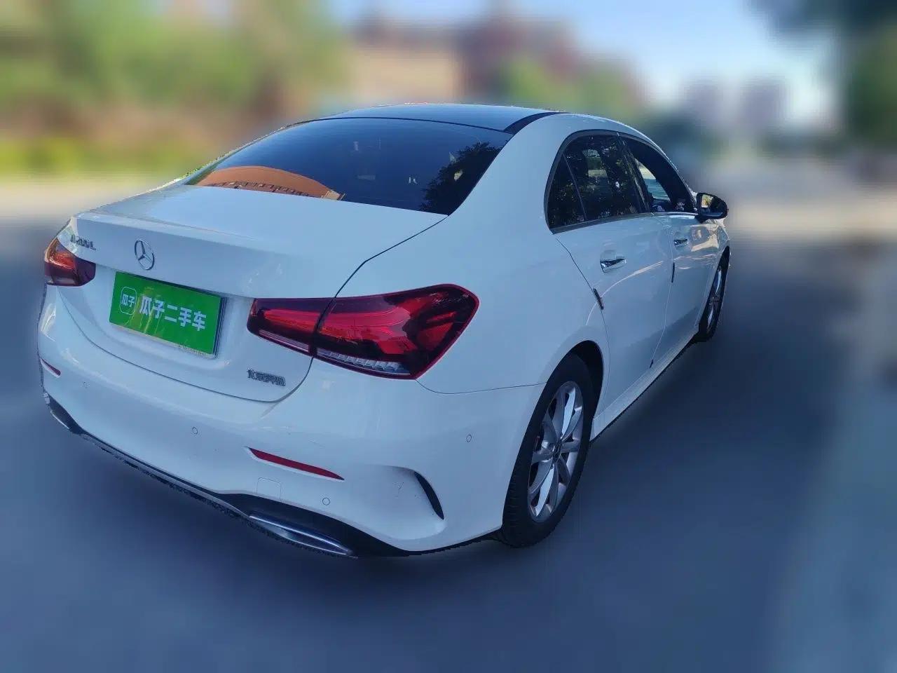 Mercedes-Benz A-Class 2022 A 200 L Sport Sedan Dynamic Model — миниатюра 6