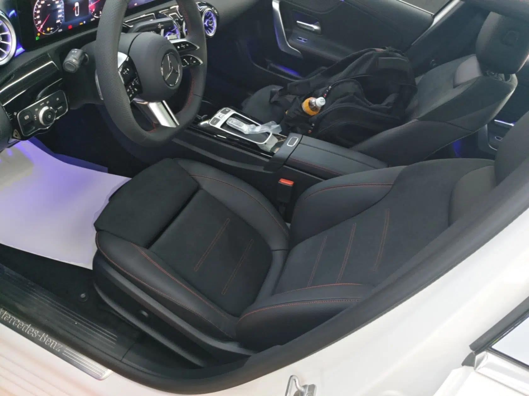 Mercedes-Benz A-Class 2025 Facelifted A 200 L Fashion Edition — миниатюра 17