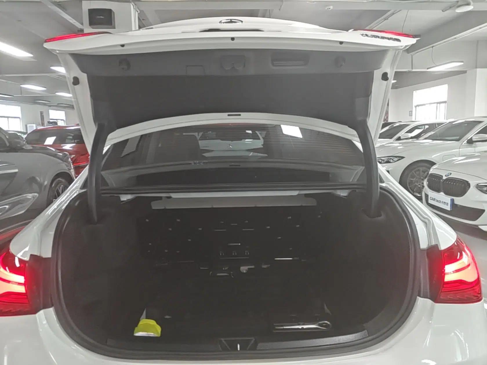Mercedes-Benz A-Class 2023 A 200 L Fashion Model — миниатюра 27