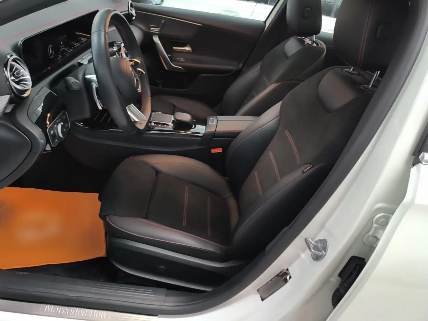 Mercedes-Benz A-Class 2023 A 200 L Fashion Model — миниатюра 22