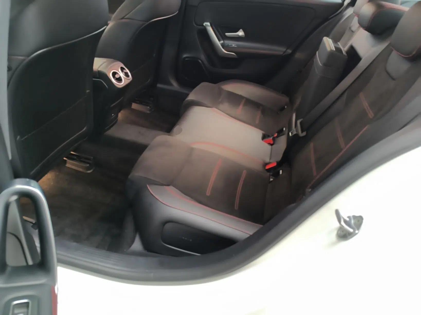 Mercedes-Benz A-Class 2023 A 200 L Fashion Model — миниатюра 25