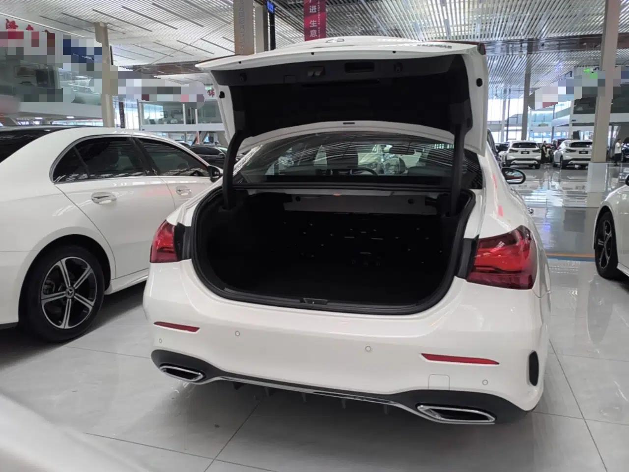 Mercedes-Benz A-Class 2023 A 200 L Fashion Model — миниатюра 27
