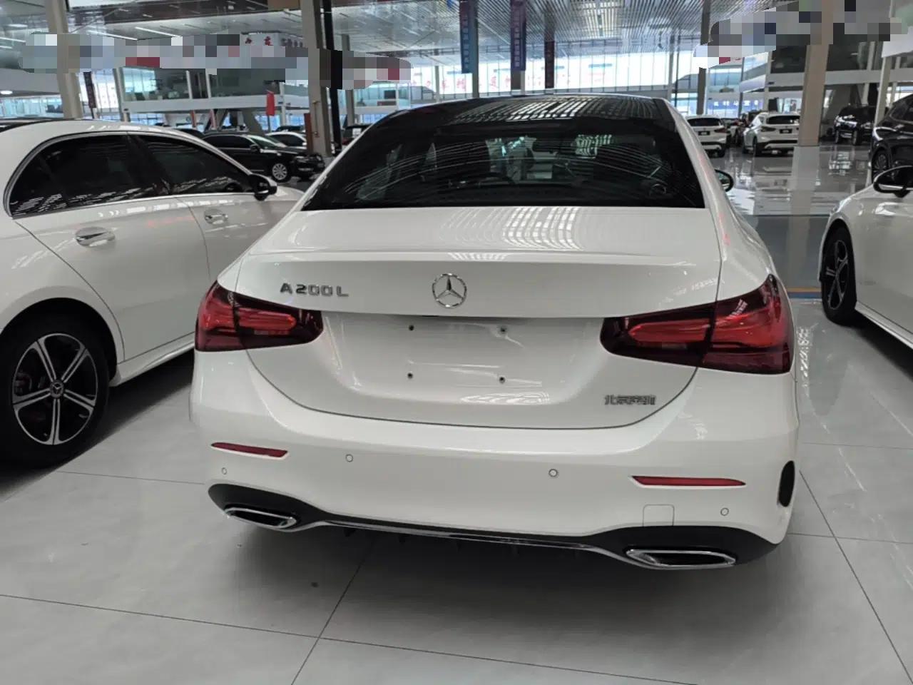 Mercedes-Benz A-Class 2023 A 200 L Fashion Model — миниатюра 5