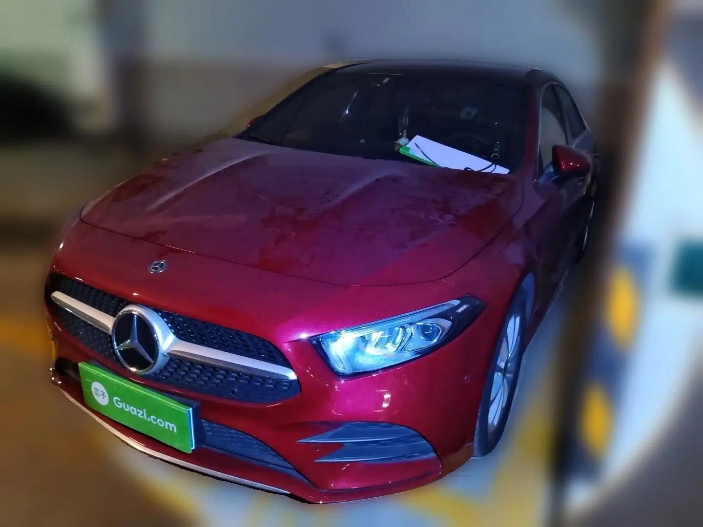 Mercedes-Benz A-Class 2020 Restyled A 200 L Sport Sedan Dynamic Version — миниатюра 1