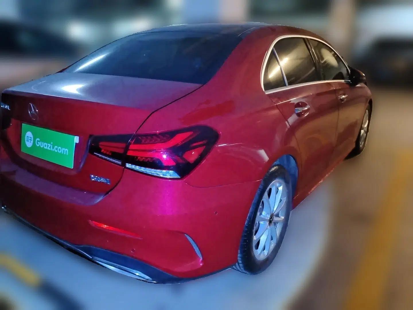 Mercedes-Benz A-Class 2020 Restyled A 200 L Sport Sedan Dynamic Version — миниатюра 6