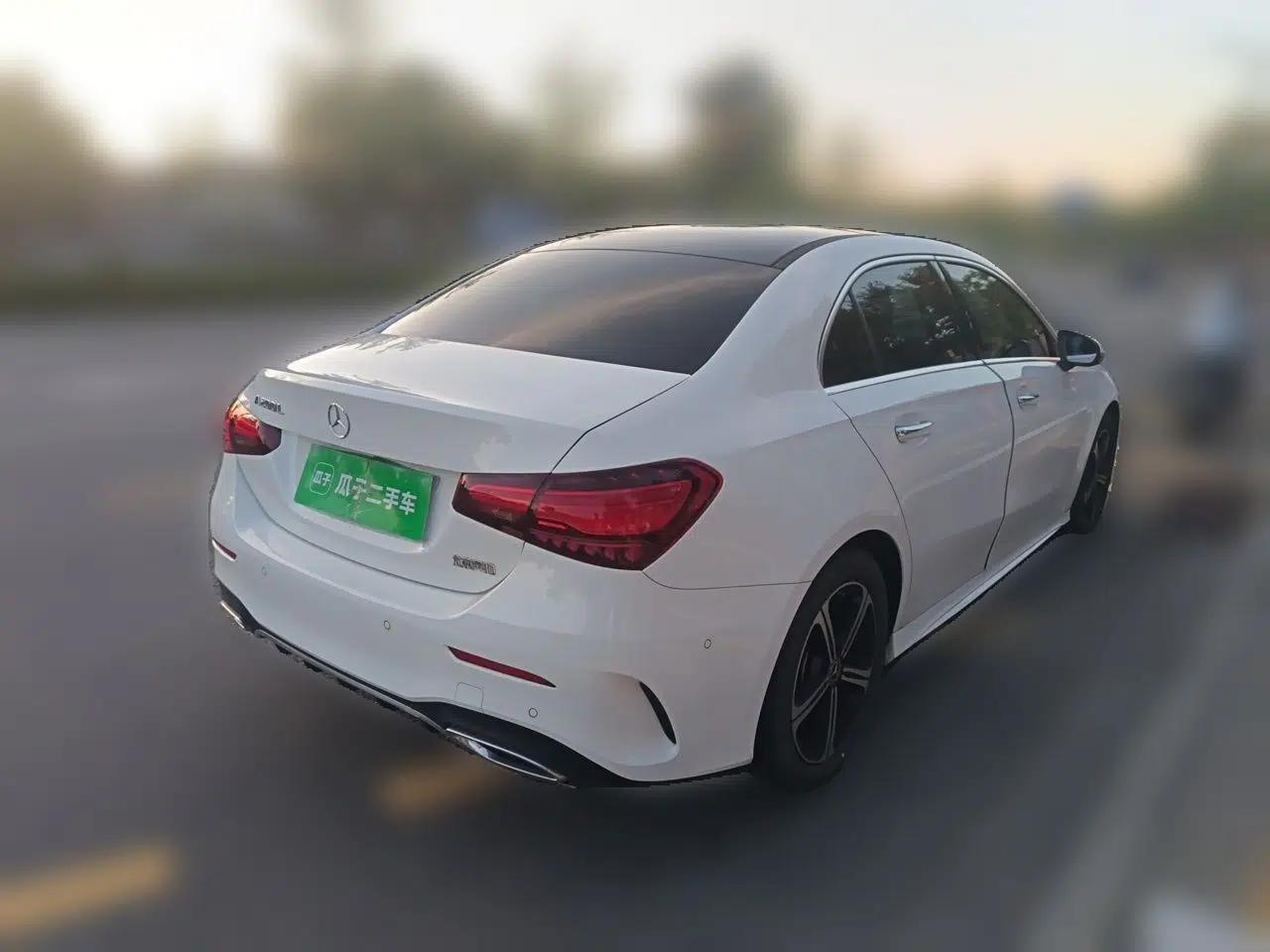 Mercedes-Benz A-Class 2023 A 200 L Fashion Model — миниатюра 6