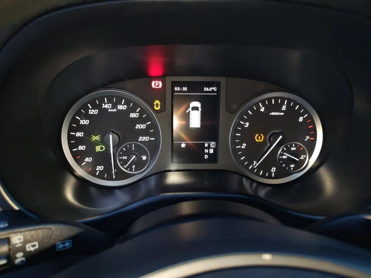Mercedes-Benz Vito 2021 2.0T Elite Version 7 Seats — миниатюра 11