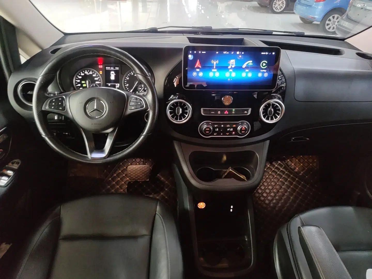 Mercedes-Benz Vito 2023 2.0T Business Version 7 Seats — миниатюра 20