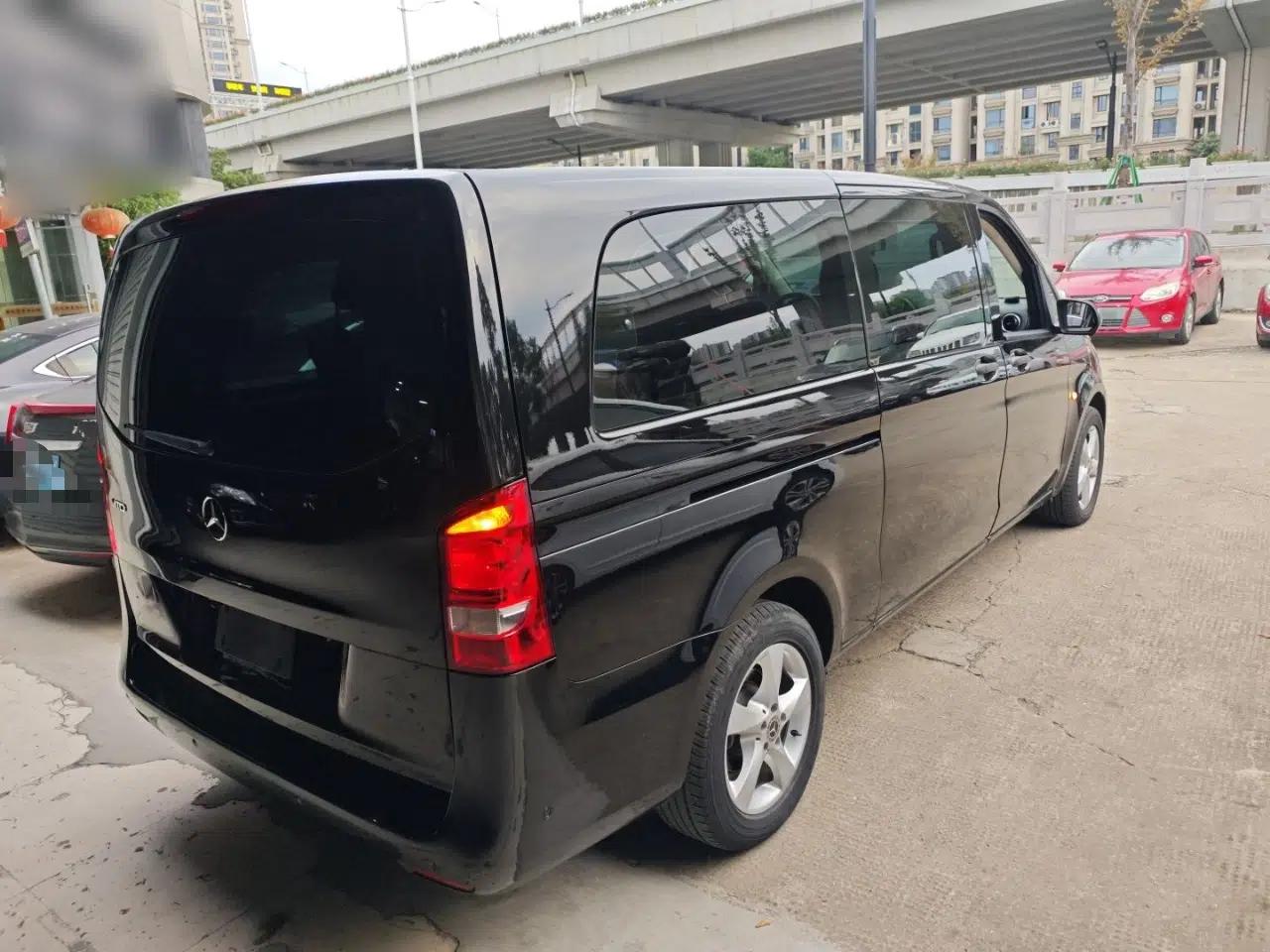 Mercedes-Benz Vito 2018 2.0T Business Version China V Emission Standard — миниатюра 5