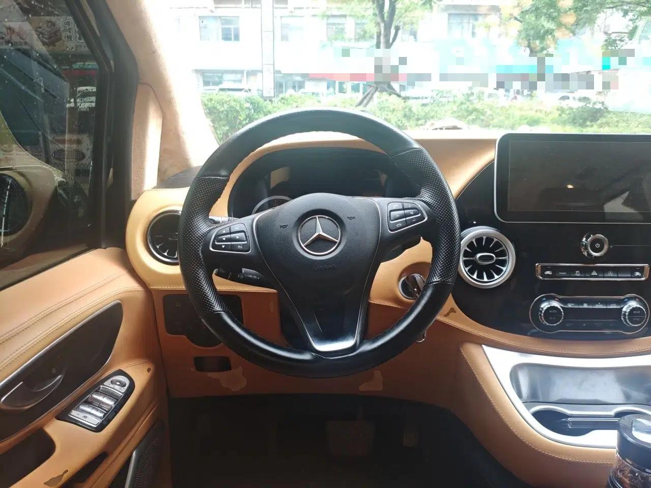 Mercedes-Benz Vito 2021 2.0T Business Version 7 Seats — миниатюра 10