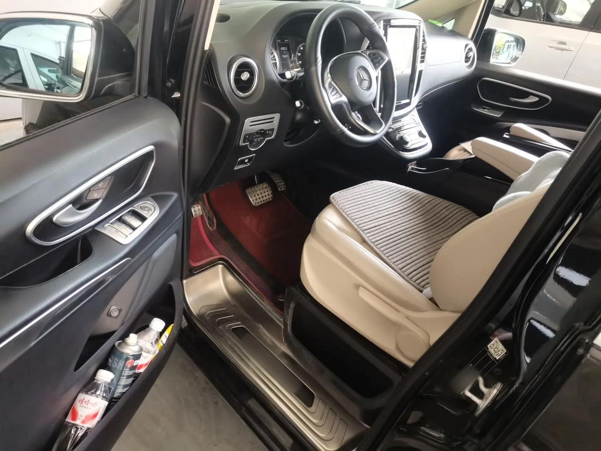 Mercedes-Benz Vito 2018 2.0T Elite Version 7 Seats China VI Emission Standard — миниатюра 16
