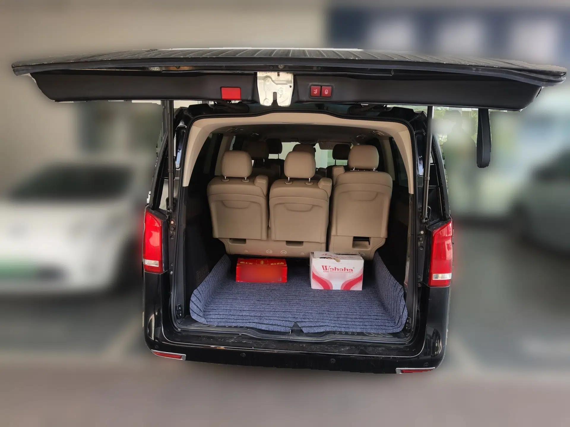 Mercedes-Benz Vito 2018 2.0T Elite Version 7 Seats China VI Emission Standard — миниатюра 19