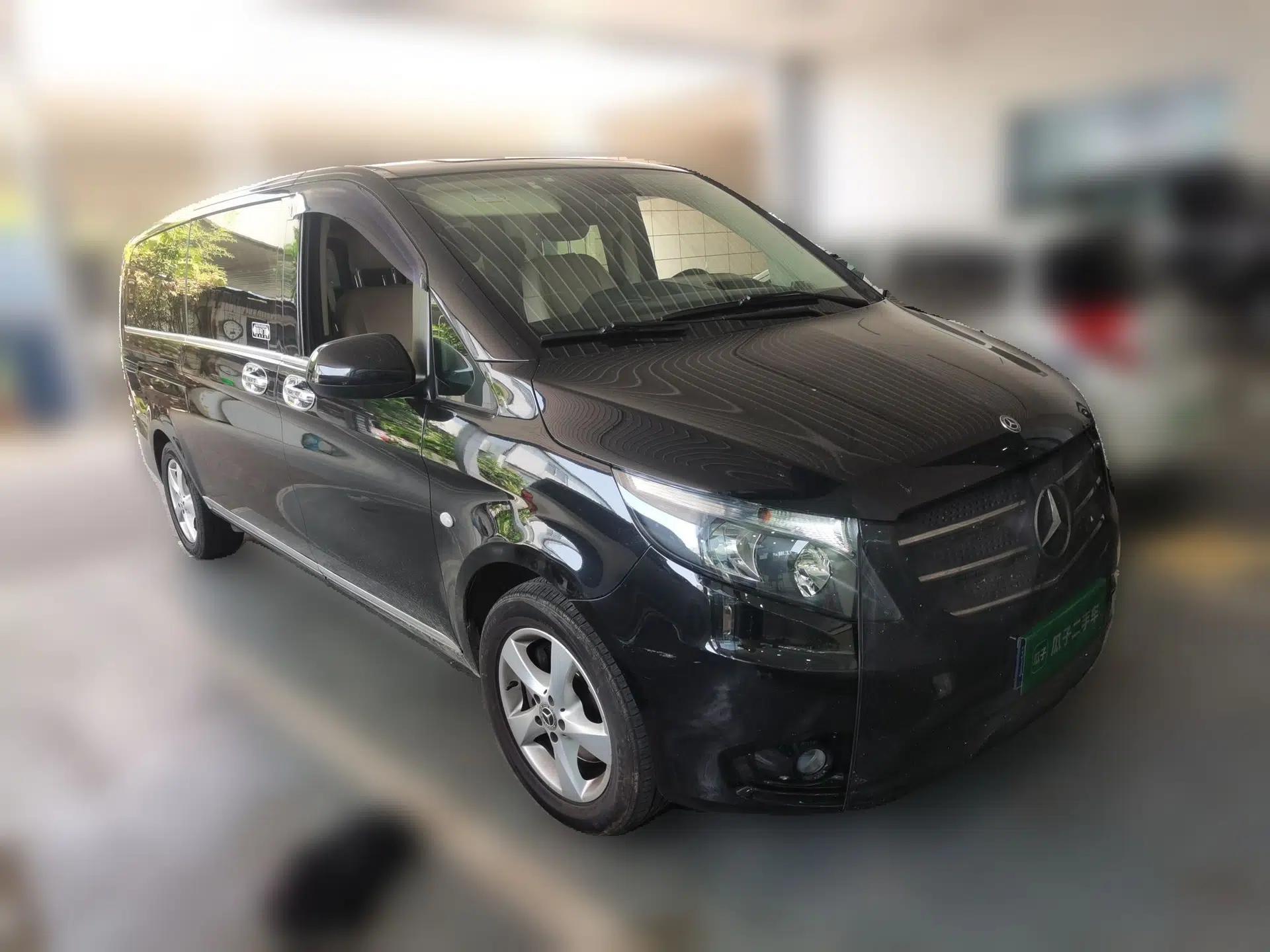Mercedes-Benz Vito 2018 2.0T Elite Version 7 Seats China VI Emission Standard — миниатюра 3