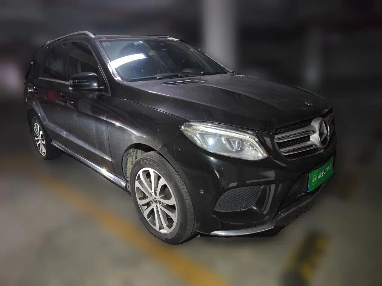 Mercedes-Benz GLE 2018 GLE 320 4MATIC Dynamic Edition Collector's Edition — миниатюра 3