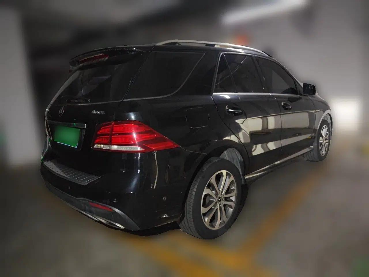 Mercedes-Benz GLE 2018 GLE 320 4MATIC Dynamic Edition Collector's Edition — миниатюра 6