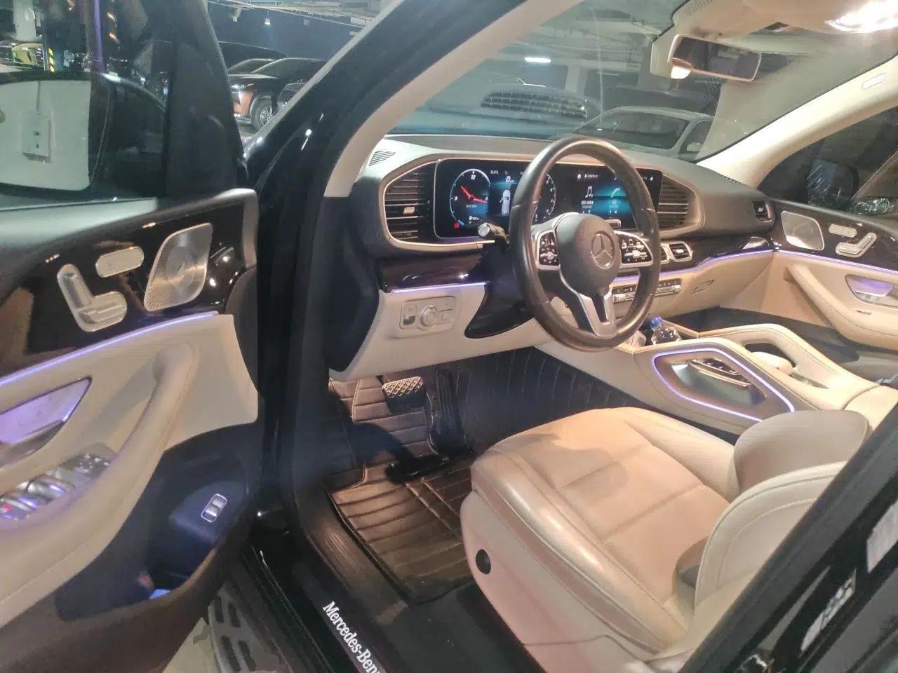 Mercedes-Benz GLE 2020 GLE 350 4MATIC Fashion Model — миниатюра 16